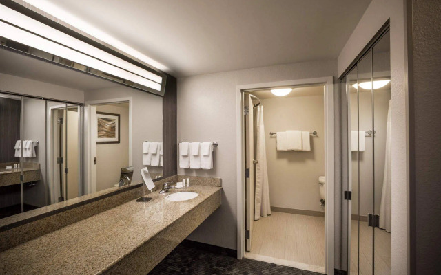 Courtyard by Marriott Norfolk Downtown