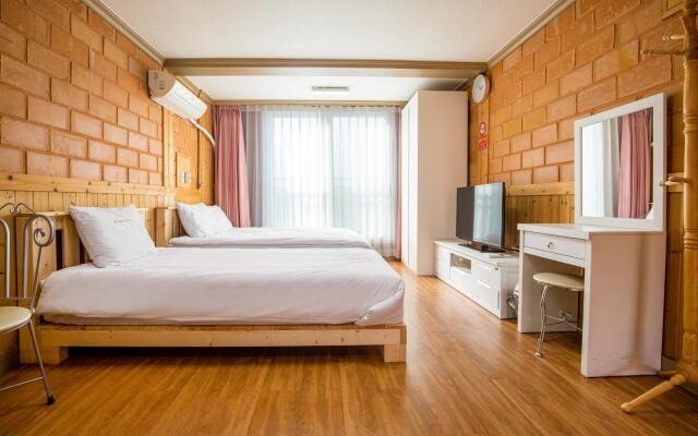 Red Clay Pension