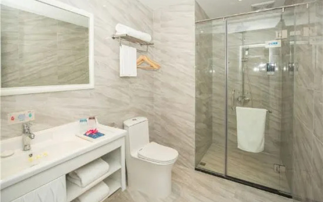 Haikou Dream House Hotel (Nansha Road)