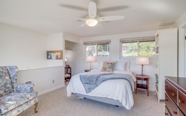 Regatta Park Lake House