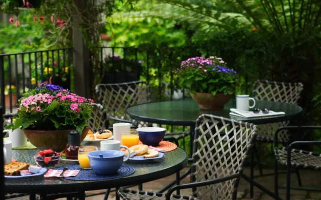 Carmel Country Inn