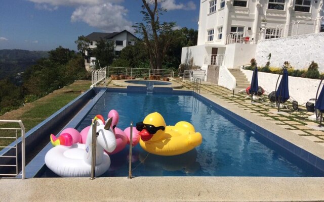 Bikyeong Hotel and Restaurant