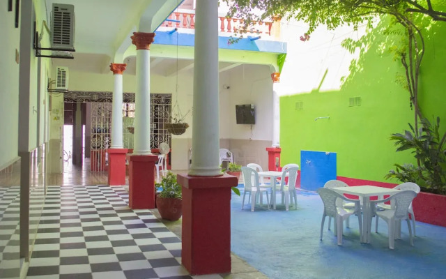 Hostal Maranatha - Hostel