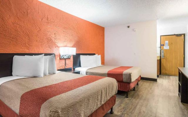 Motel 6 Elk Grove Village, IL