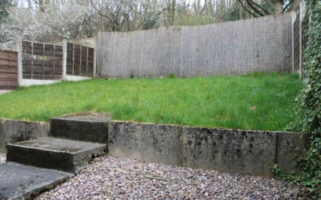 Cosy 3 bedroom house in quiet residential area