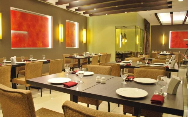 Tanza Oasis Hotel and Resort