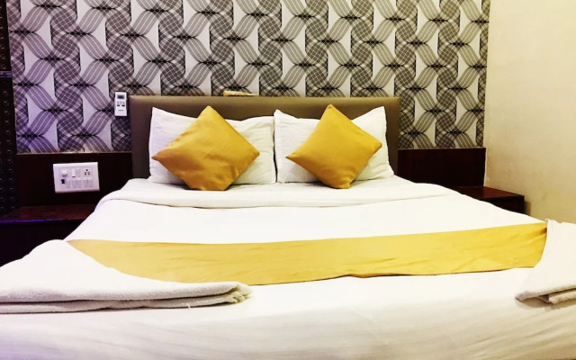 OYO 26563 Safar Residency