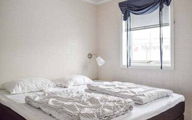 Beautiful Apartment in Åkrehamn With Wifi and 2 Bedrooms