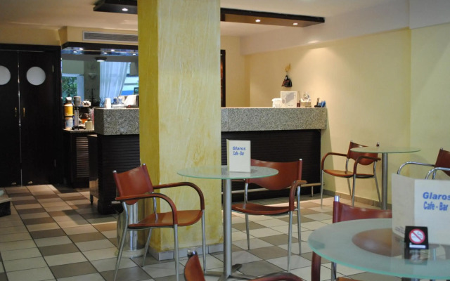 Glaros Hotel