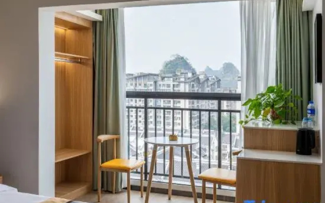 jiang yue mei su (Guilin Liangjiang Sihu Branch)