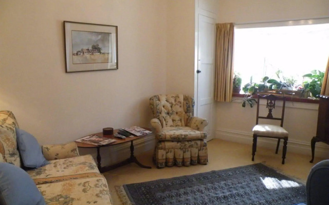 Broadlands Gate