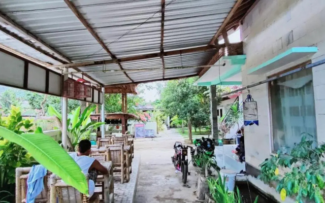 Dewi Homestay