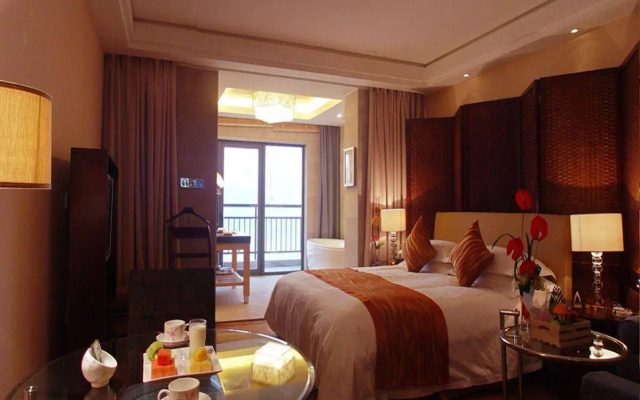 Hangzhou Linan Wonderland Hotel