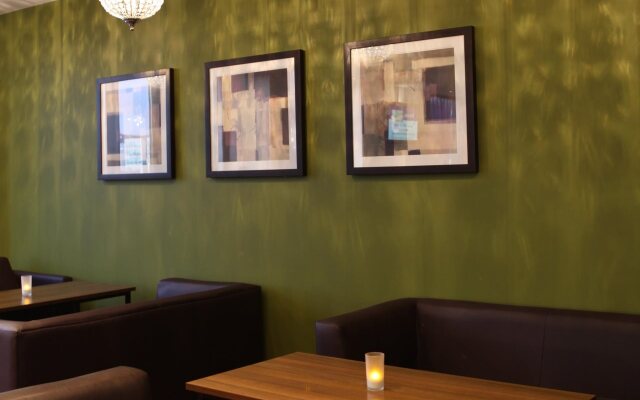 Leonardo Hotel Leeds