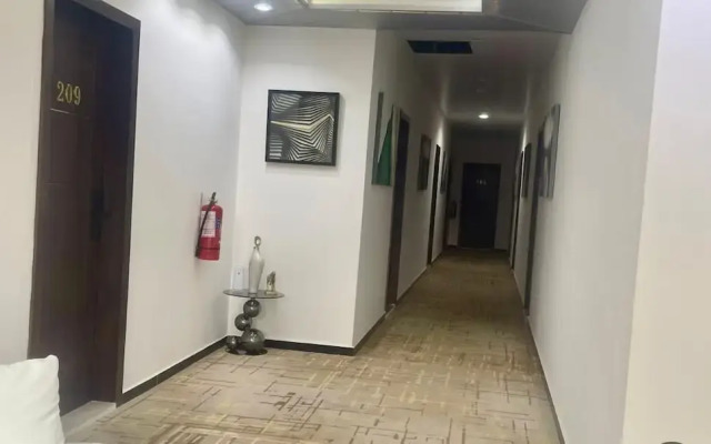 Scarlett Apartments