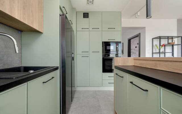 Bright & Peaceful Apartment by Renters