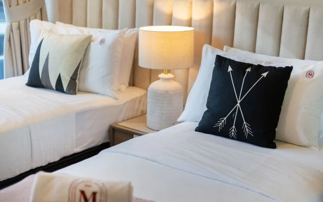 Stylish Marina-Front 2BR | Dubai Marina | Near Top Attractions