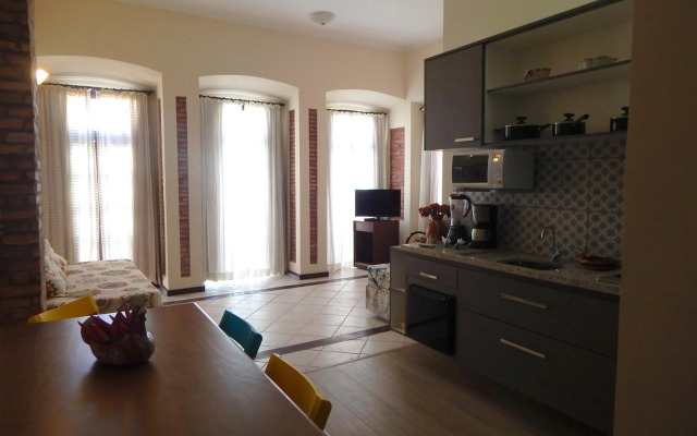 Solar do Carmo Suites & Apartments