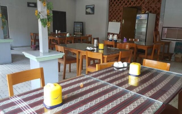 Maymyo Sa Khan Tha Hotel