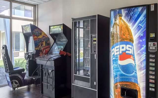 Red Roof Inn Clearfield