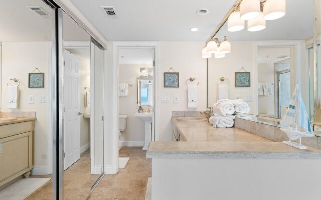 Seaspray East 825-gulf Front