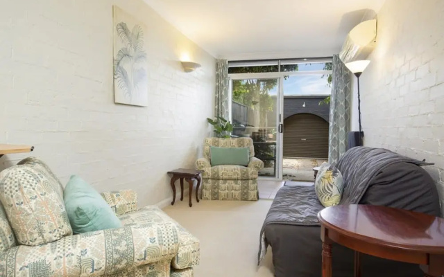 Comfortable Terrace in Central Location – Guest Rooms – Sydney