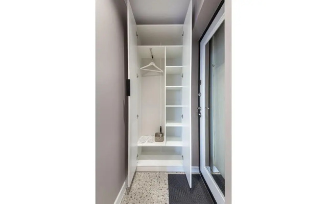 Room2day on Dalnevostochny Avenue