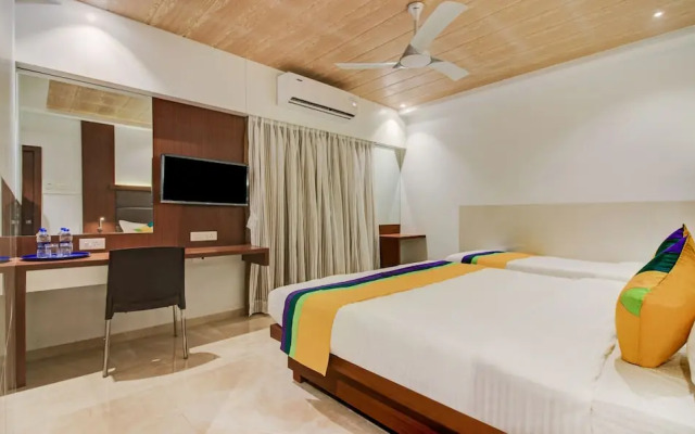 Treebo Trip Aarush Inn