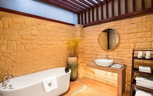 Meili Xiangyue Canghai Golf Hotel