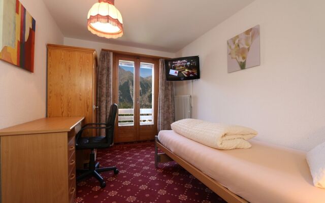 Hotel Alpina