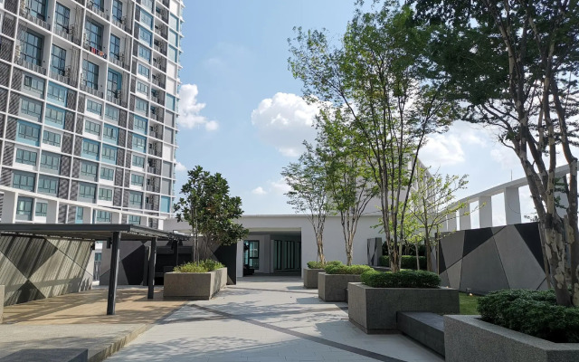 Symphony Suite @ I-City Theme Park