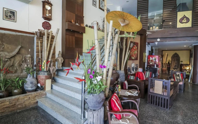 Nida Rooms Lavendar Moon Old Phuket