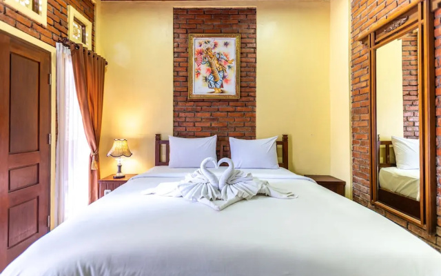 The GARUDA villa & Restaurant – Guest Rooms – Sukasada