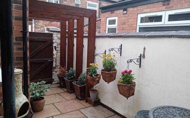 Vhouse - 2 Bed Townhouse Near Media City