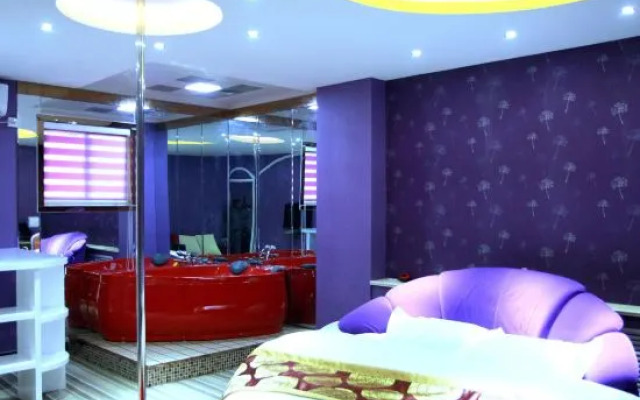 Yixin Theme Hotel (Linzi District Government Branch)