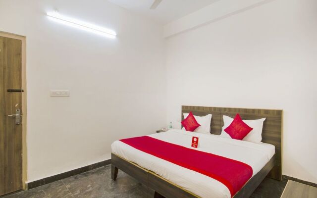 Oyo 9936 Delight Inn