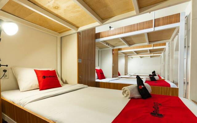 Garden Hostel Dago by RedDoorz