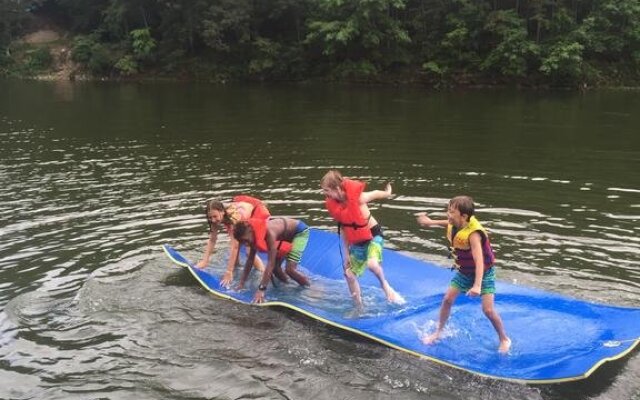 Holiday Shores Resort