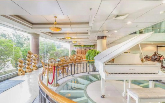 Succeed Hotel