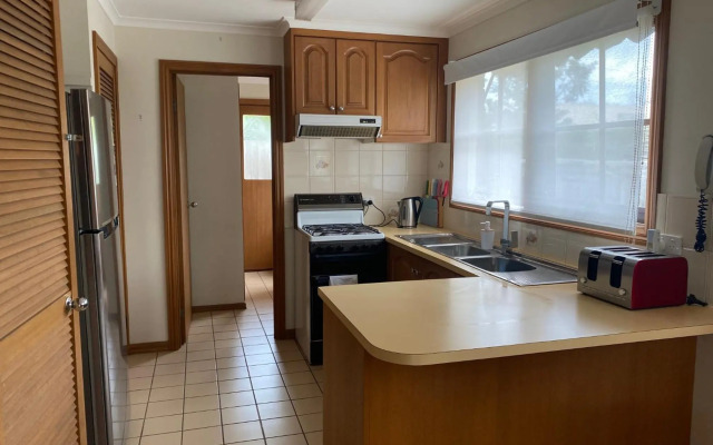 Stylish 2 Bedroom Unit