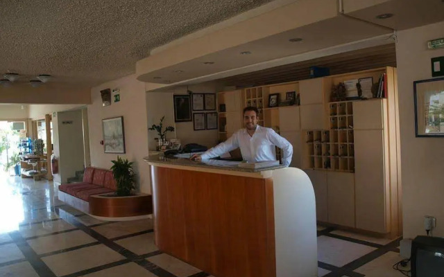 Hotel Haris on the Beach