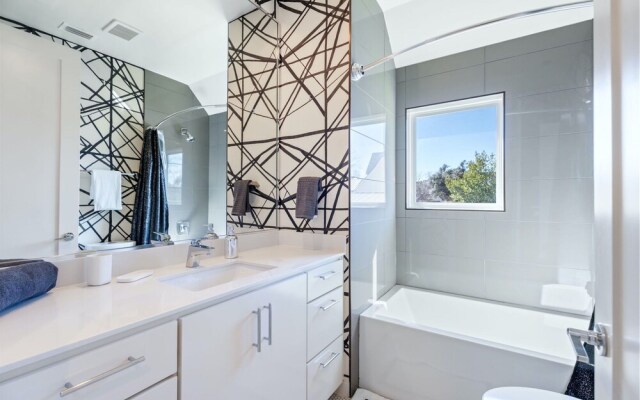 Trendy 3 Bedroom in South Austin!