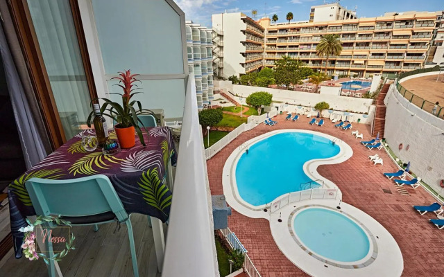 Parrot's House- Yumbo center