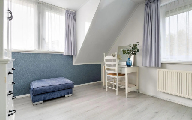 Captivating Holiday Home in Zeewolde near Forest