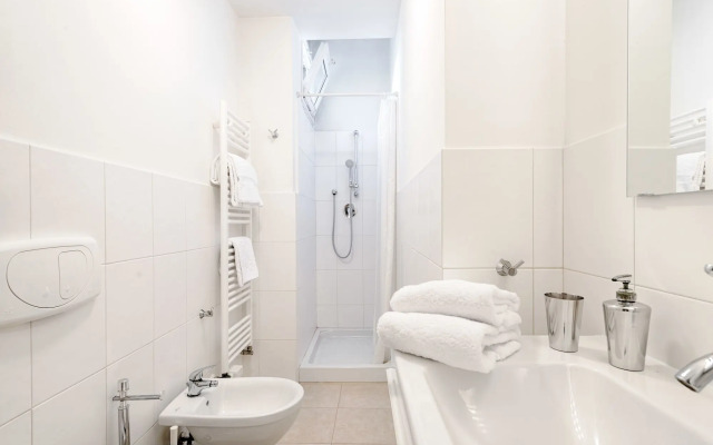 Polo Universitario by Mmega