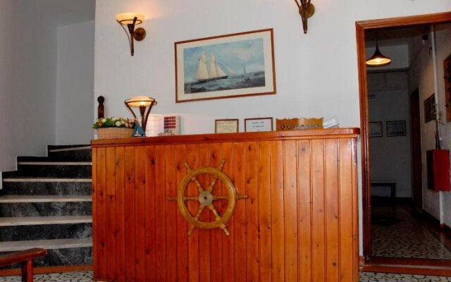 Amaryllis Hotel