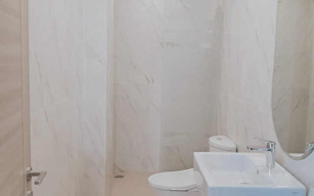 The Icon Hotel – Bathroom – Kuningan