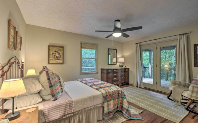 Cozy Clayton Cabin w/ Deck & Mountain Views!