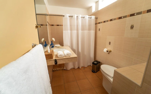 Ana Frank Boutique Hotel