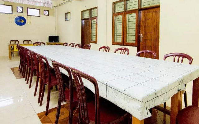 Hotel Stadion by OYO Rooms